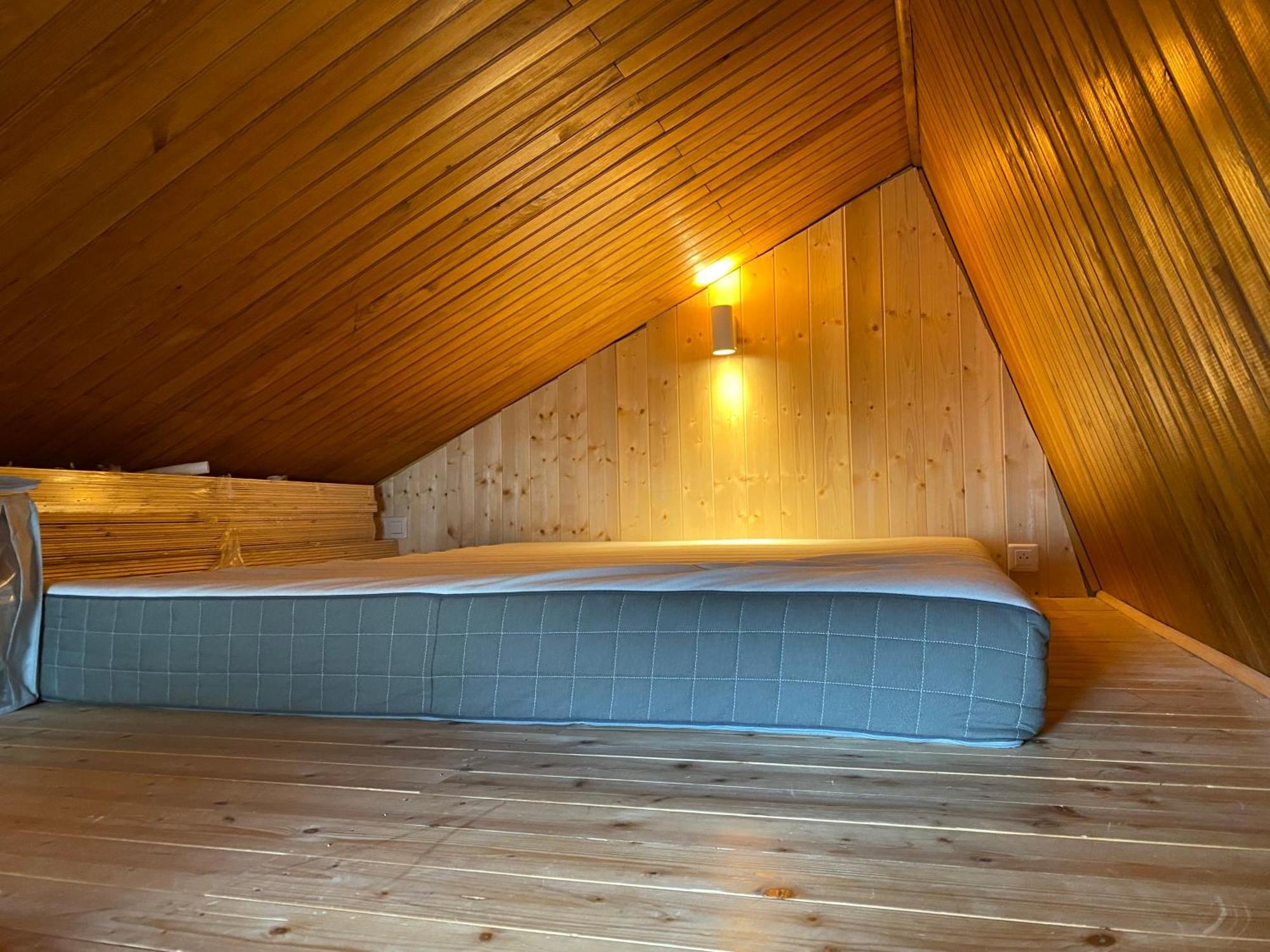 Bel Appartement Type Chalet Avec Balneo Et Jardin Greolieres Exterior photo